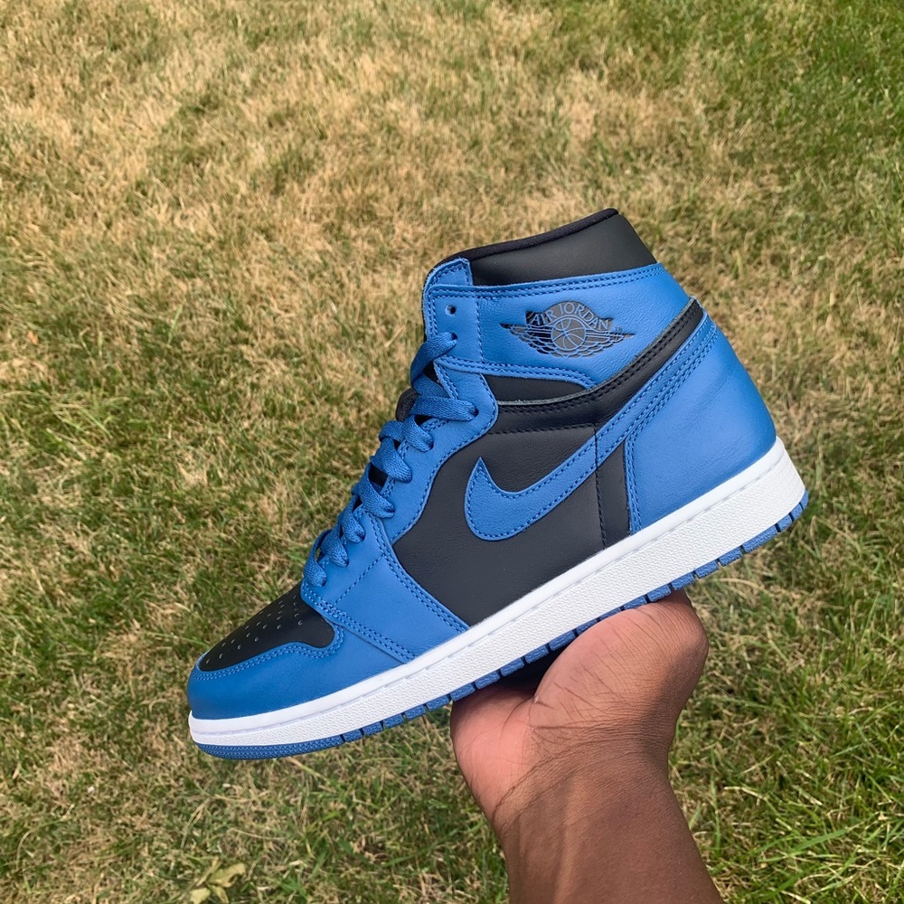 Air Jordan 1 “Marina Blue” Size 10.5